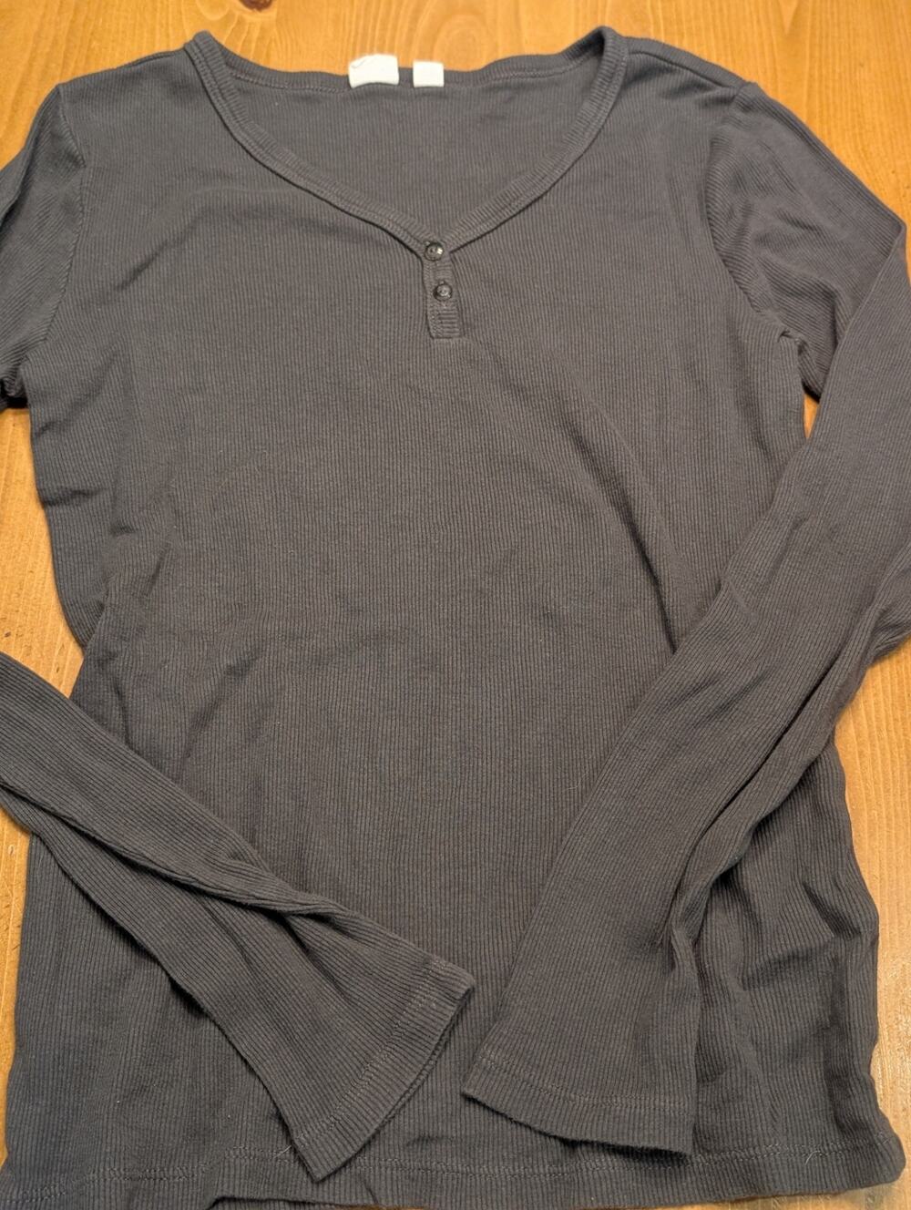 Gap Kids Long Sleeve V-Neck Ribbed Henley, Charcoal Gray, Girl's XXL 14/15, LN